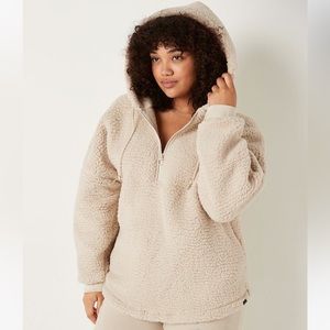 🎁PINK Sz LG & XL Sherpa Half Zip Pullover in Cream🎁